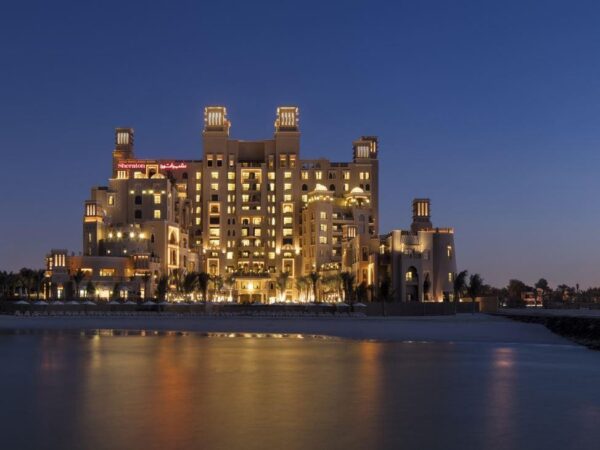 Sheraton Sharjah Beach Resort & Spa 5* отель