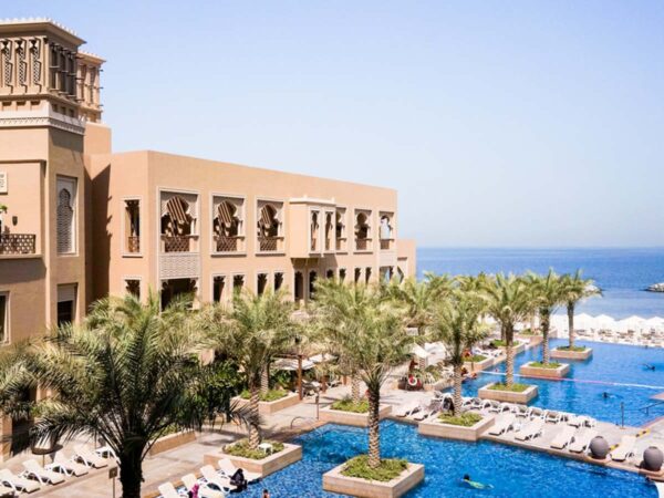 Тур в Sheraton Sharjah Beach Resort & Spa 5